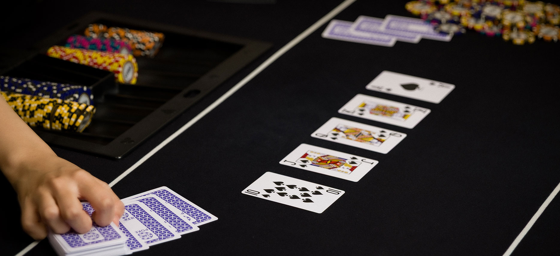 愛媛県 今治初のカジノバー Aces_Port エーシーズポート ポーカー トランプ